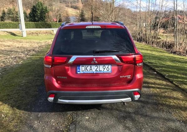 Mitsubishi Outlander cena 82000 przebieg: 78000, rok produkcji 2016 z Góra małe 254